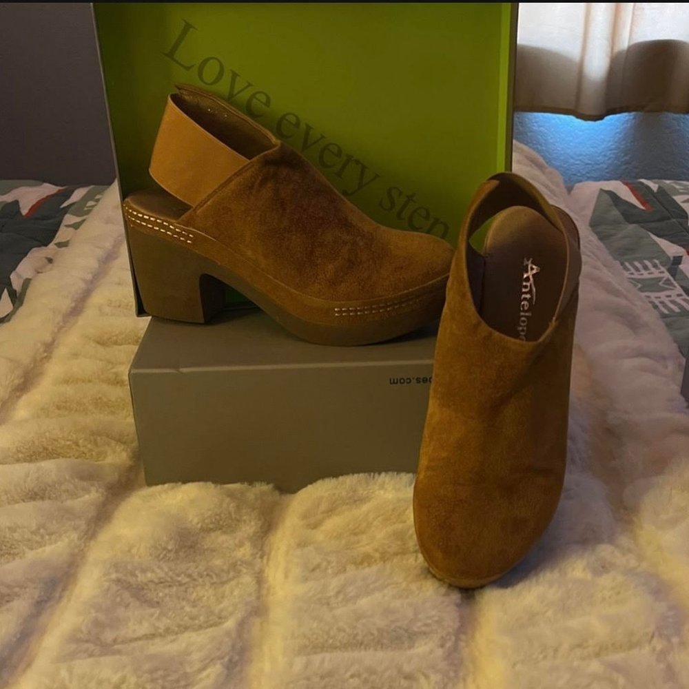 Antelope Juni Clogs